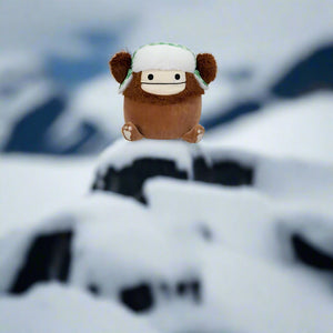 Squishmallow (3" Benny The Bigfoot, Christmas Collection)