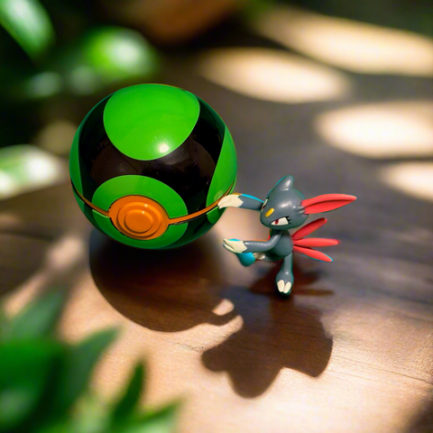 Pokémon: Clip'N'Go Toy + Pokeball! (Sneasel NO BOX)