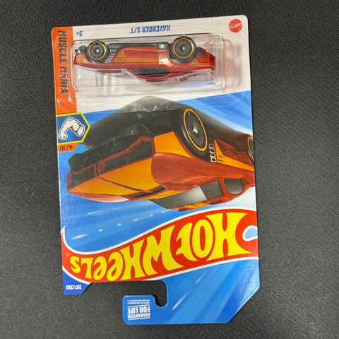 Hot Wheels (Ravenger S/T 207/250 - Muscle Mania 4/10) (Red)