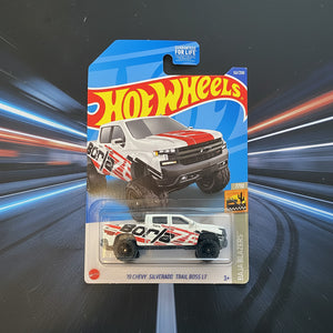 Hot Wheels (2019 Chevy Silverado Trail Boss LT - Baja Blazers 7/10)