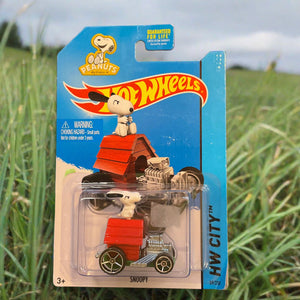 Hot Wheels (Snoopy HW City from 2013)