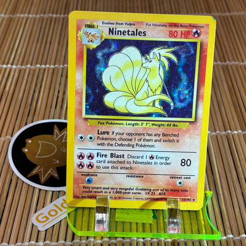 Ninetales (12/102) (Heavy Play)