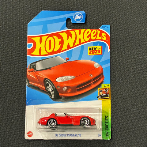 Hot Wheels (1992 Dodge Viper RT/10 236/250 - HW Exotics 9/10)
