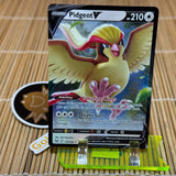 Pidgeot V (137/196)