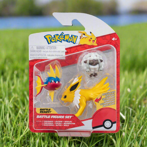 Pokémon: Battle Figure 3-Pack! (Carvanha, Jolteon and Wooloo)