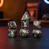 Dice Set (7 Pcs. Stranger Things Dice Set) (Lucas)