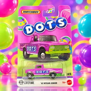 Matchbox - DOTS '62 Nissan Junior (Pink/Green)